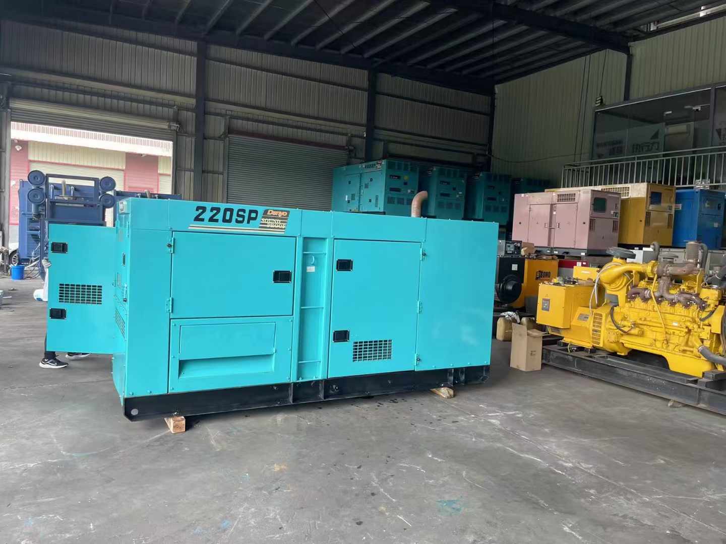 饶平800kW 柴油发电机的输出电流波动范围是多少？