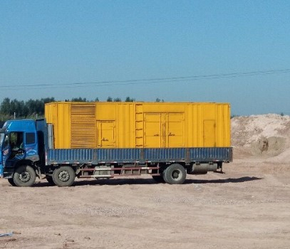 饶平发电机出租如何判断柴油发电机冷却液是否需要更换？