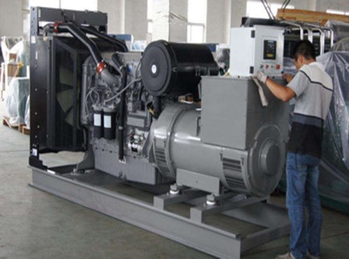 饶平柴油发电机组和储能设备配合使用的案例