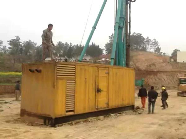 饶平如何判断水冷式机油散热器密封件是否需要更换？